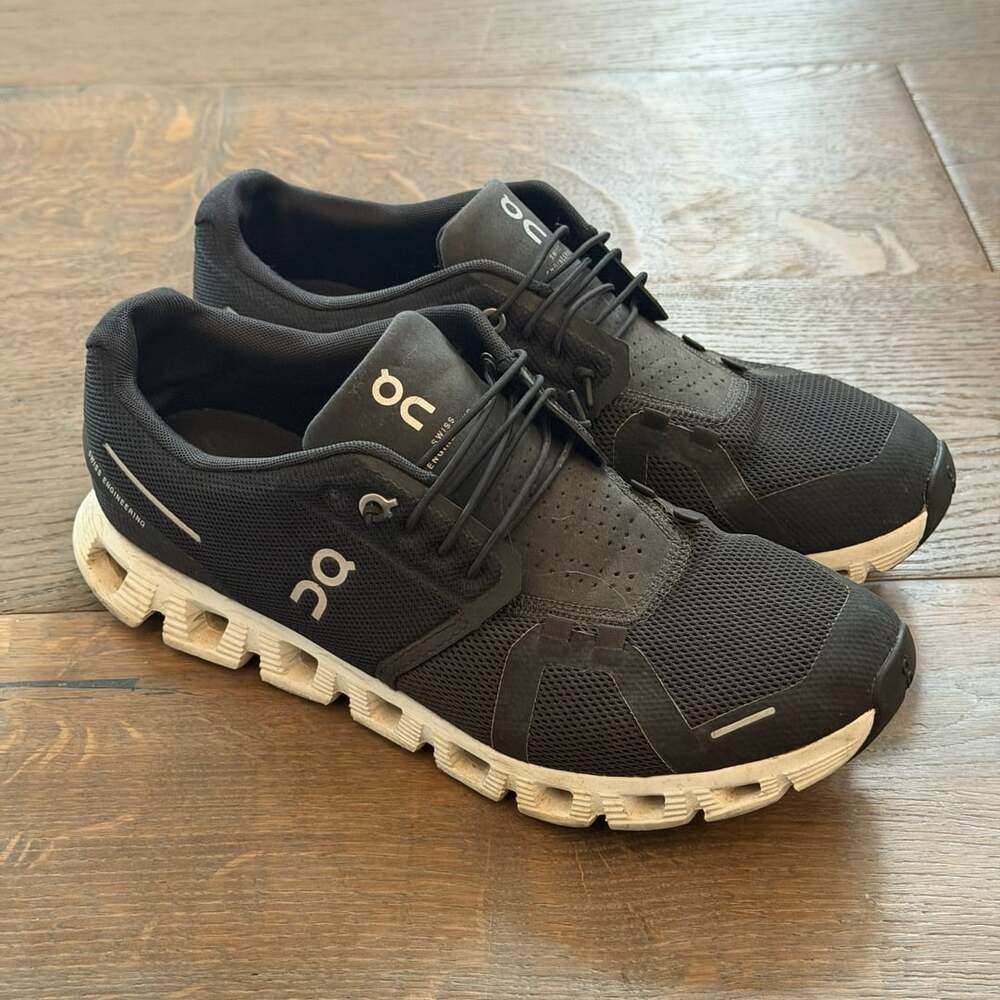 On Cloud Running Shoes Black White Swiss Engineering Women’s 10